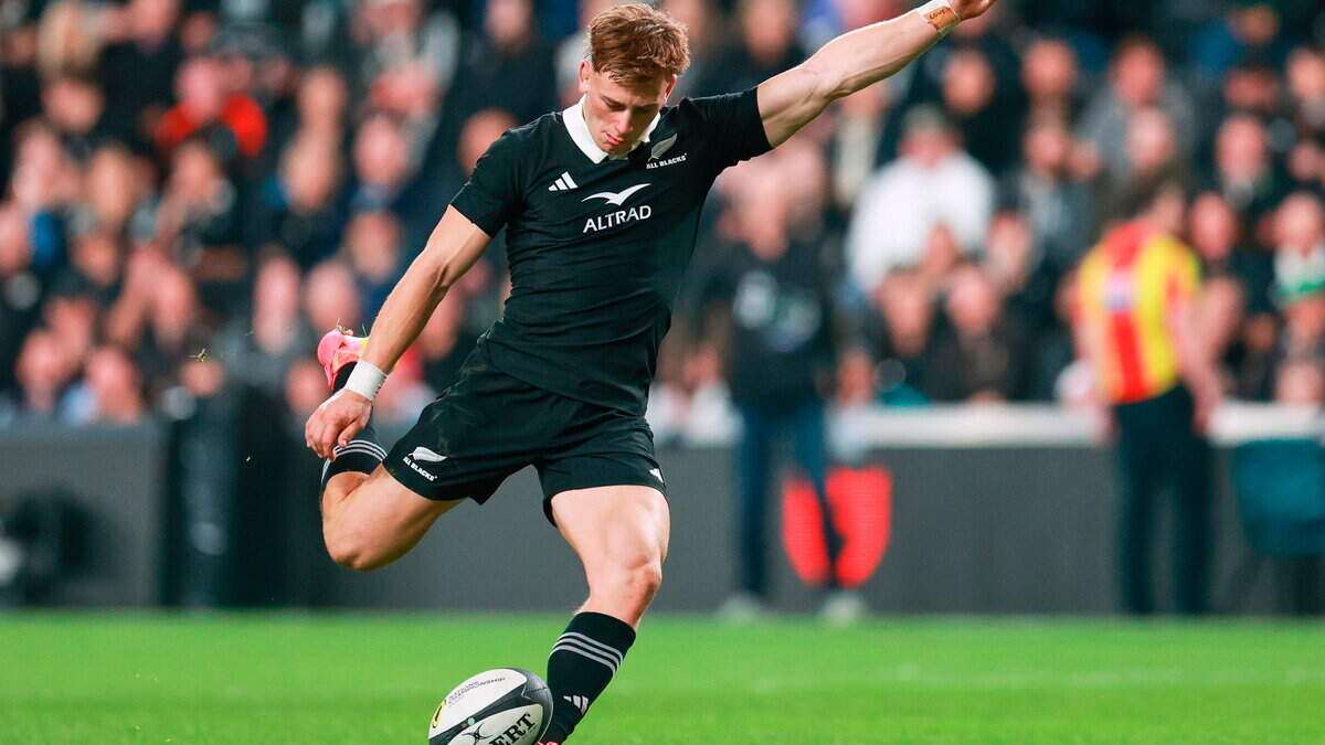 All Blacks Defeat France in Nations Championship Opener