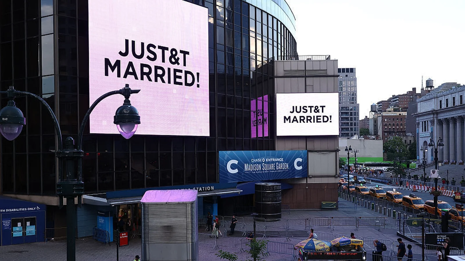 Taylor Swift and Travis Kelce are married