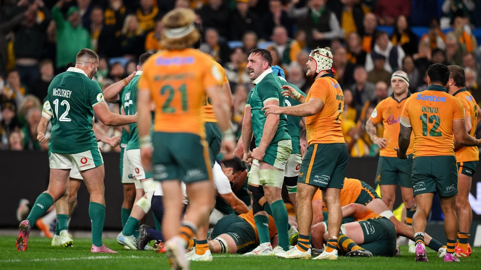 Ireland Wins Dramatic Match Against Australia 33-31