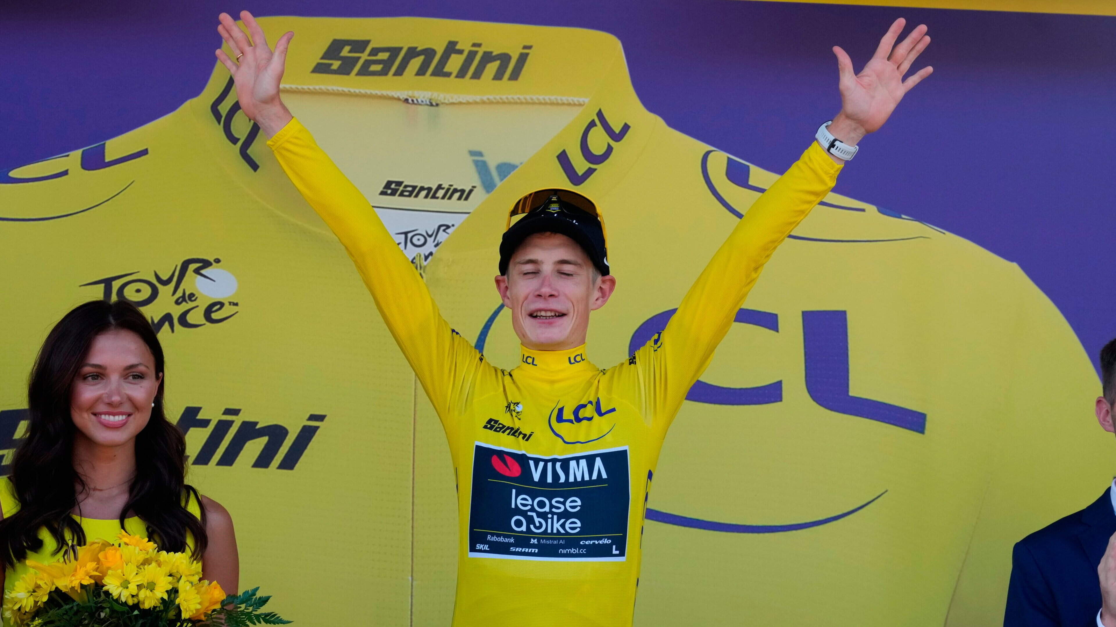 Vingegaard Wins First Stage of Tour de France