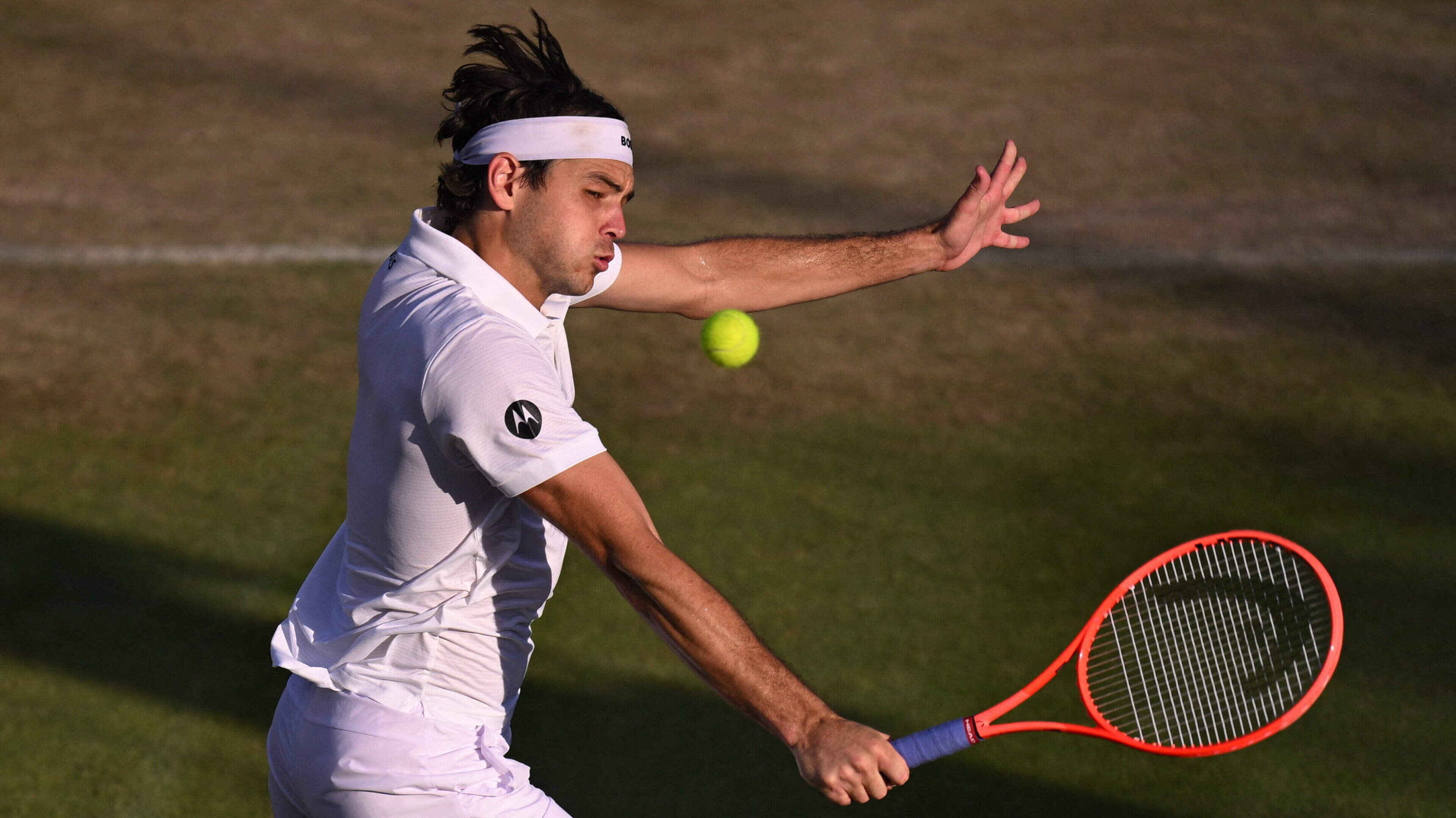 Taylor Fritz Advances at Wimbledon