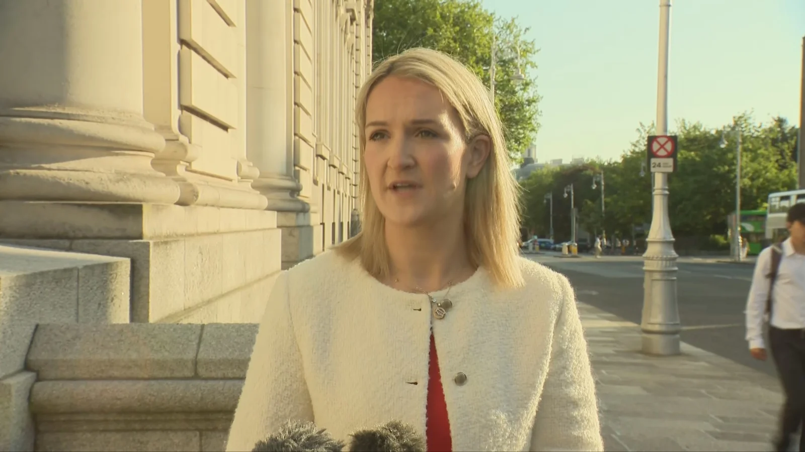 Minister McEntee to Discuss Gulf Stability
