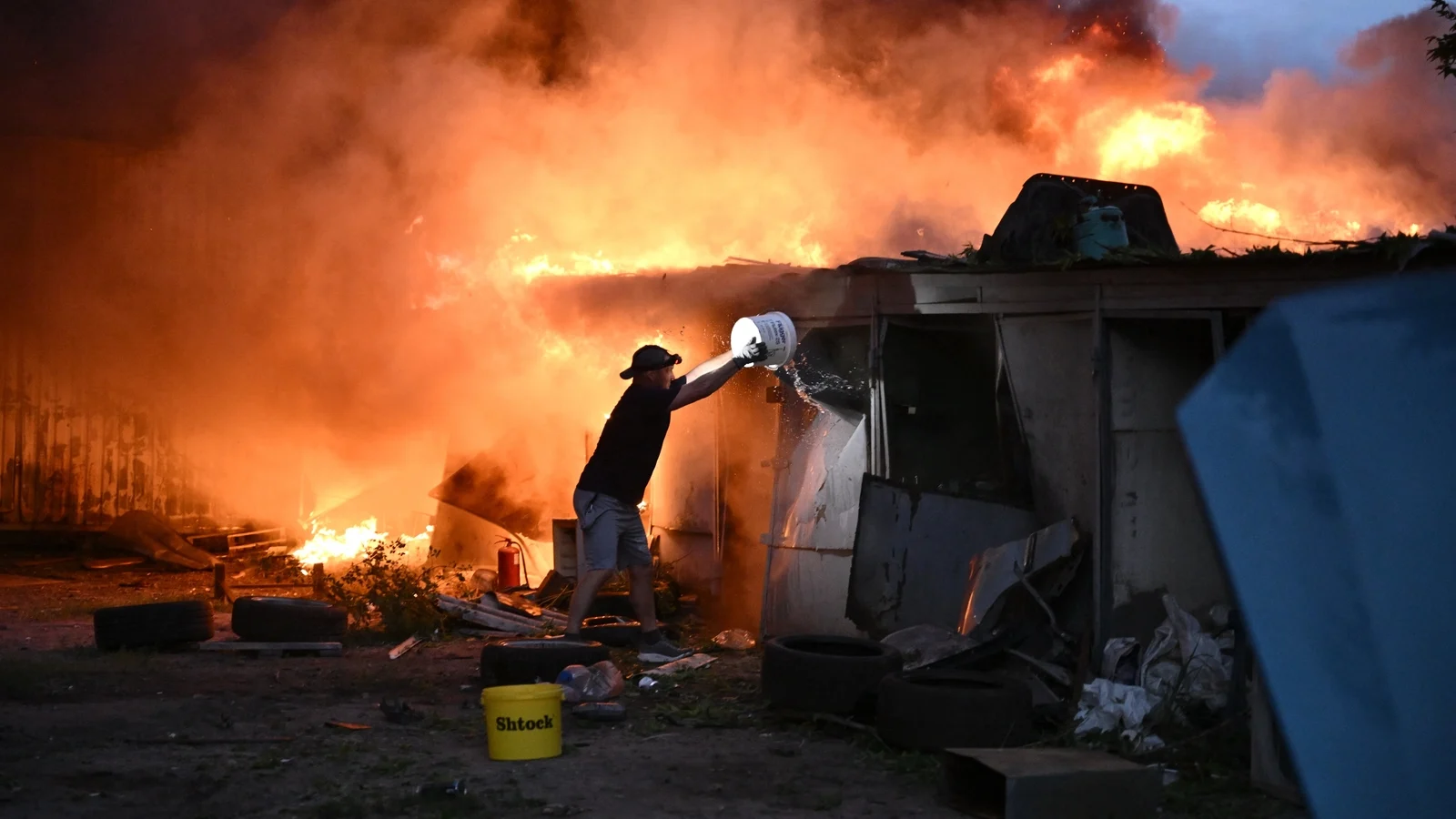 Nine dead in Russian strikes on Kyiv