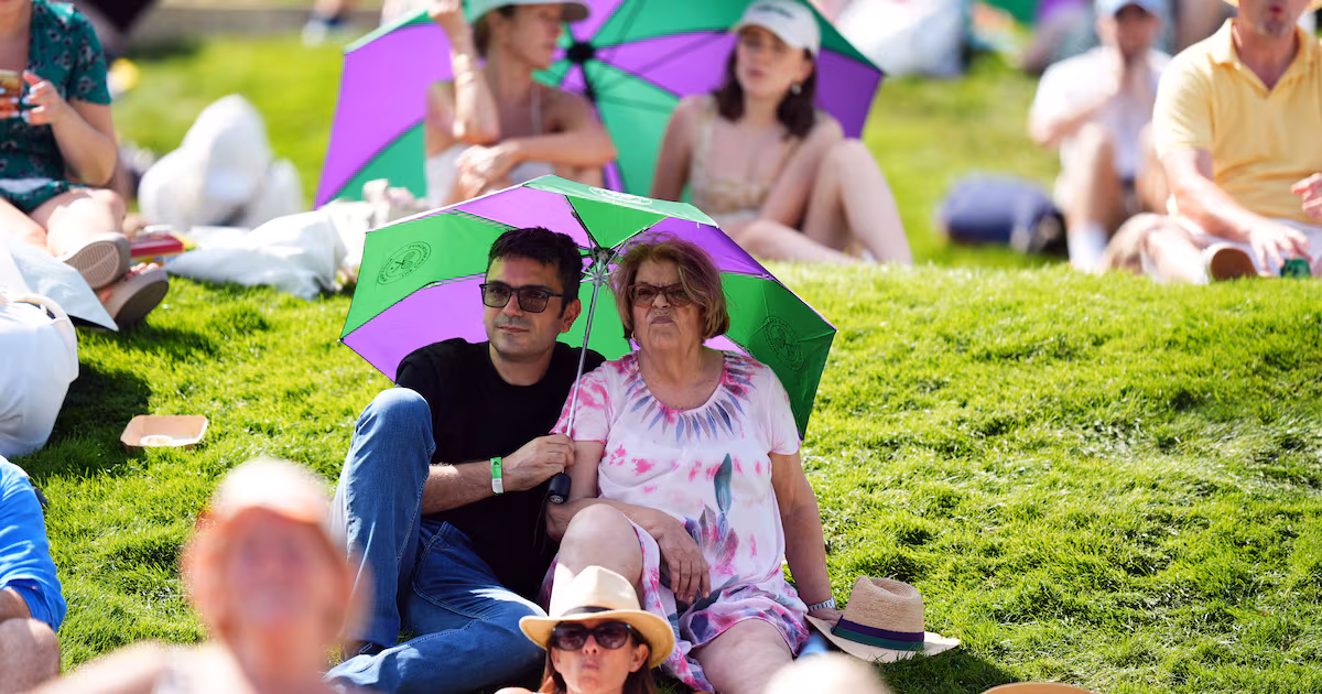 Heat warning issued for Wimbledon spectators