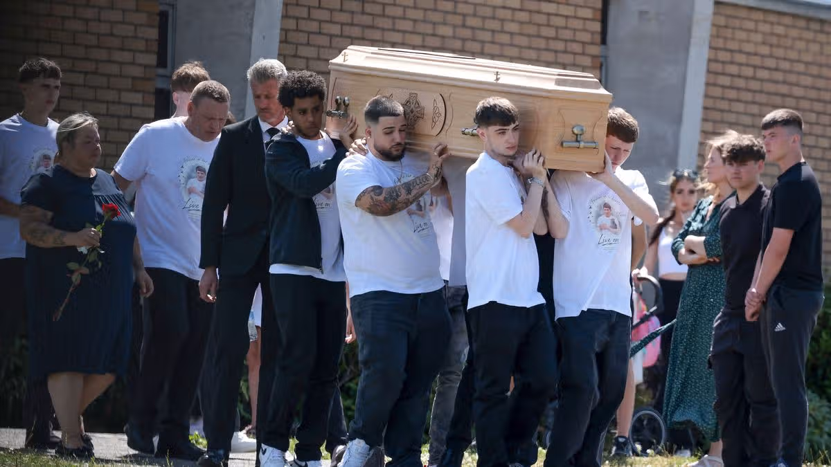 Seventeen-Year-Old Dies in E-Scooter Accident