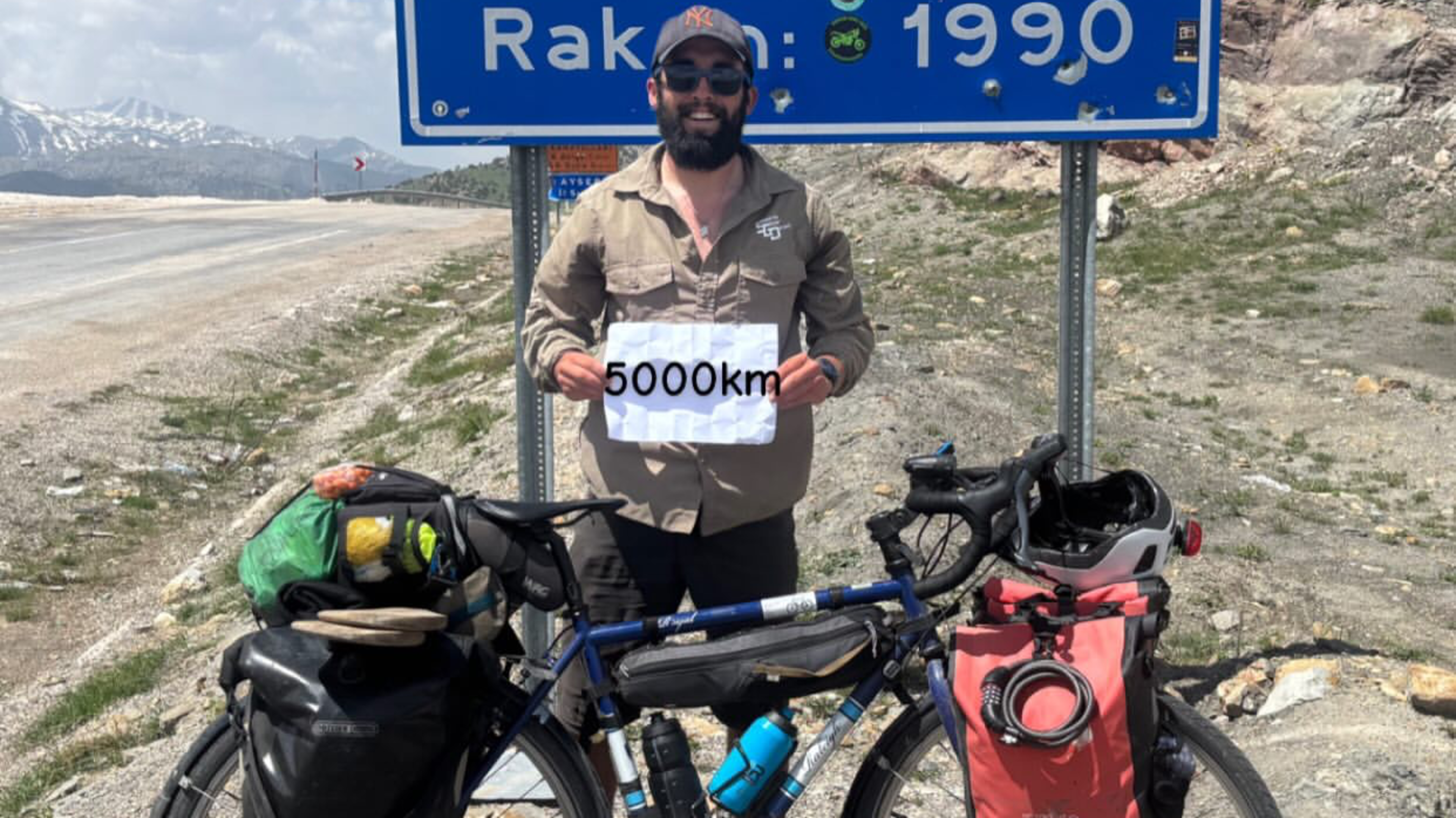 Irish Cyclist Abandons Everest Journey Due to Monsoon