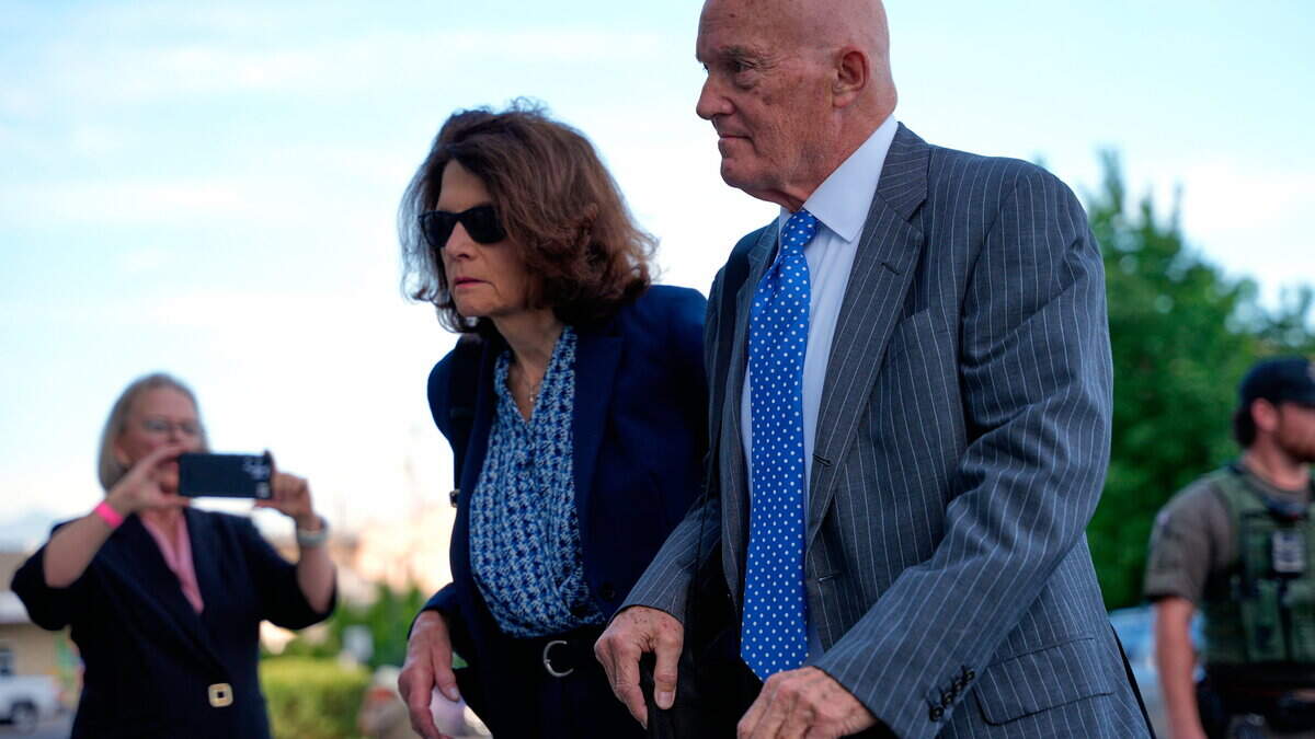 Prosecutors Present Case Against Tyler Robinson