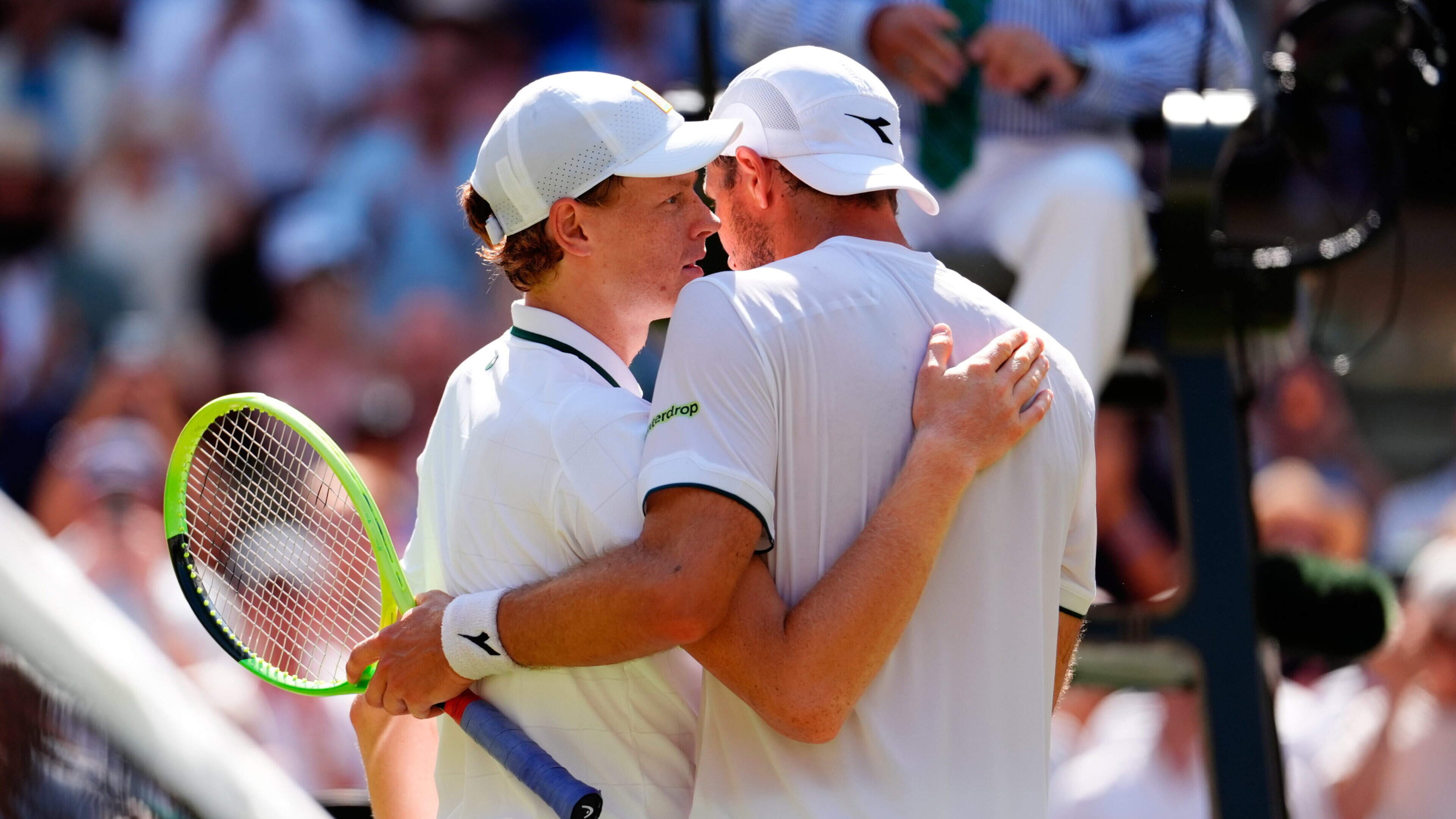 Jannik Sinner Reaches Wimbledon Semi-Finals