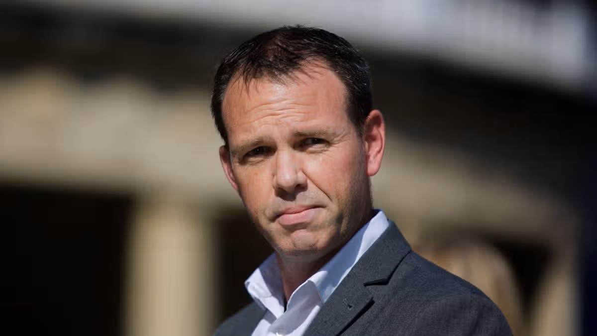 Sinn Féin Criticizes Local Council Spending