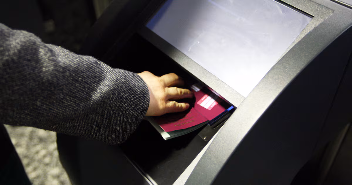 Passport e-gates now for children aged eight and nine