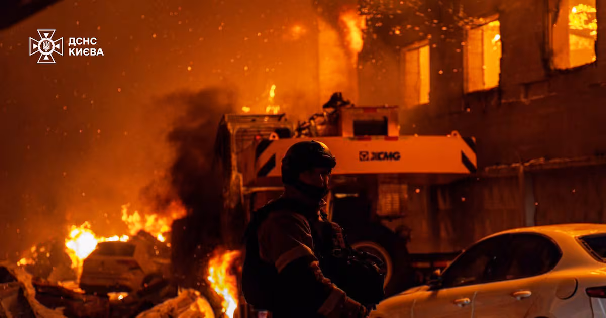 Russian attacks kill three in Ukraine overnight