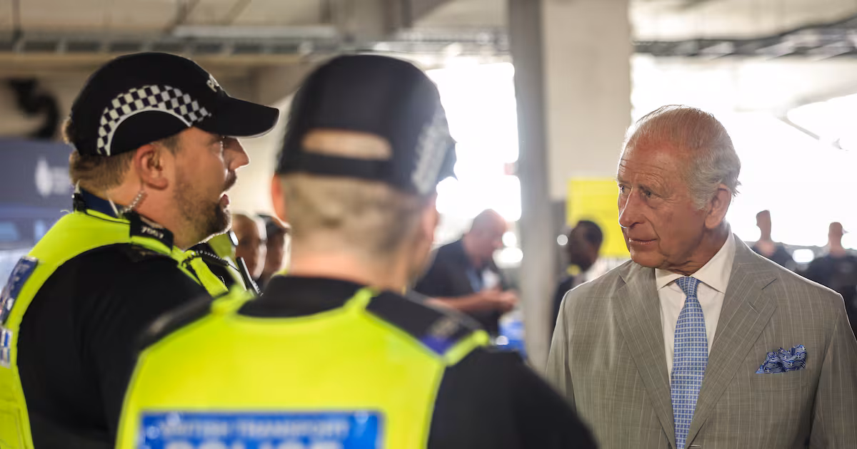 King Opens British Transport Police Headquarters