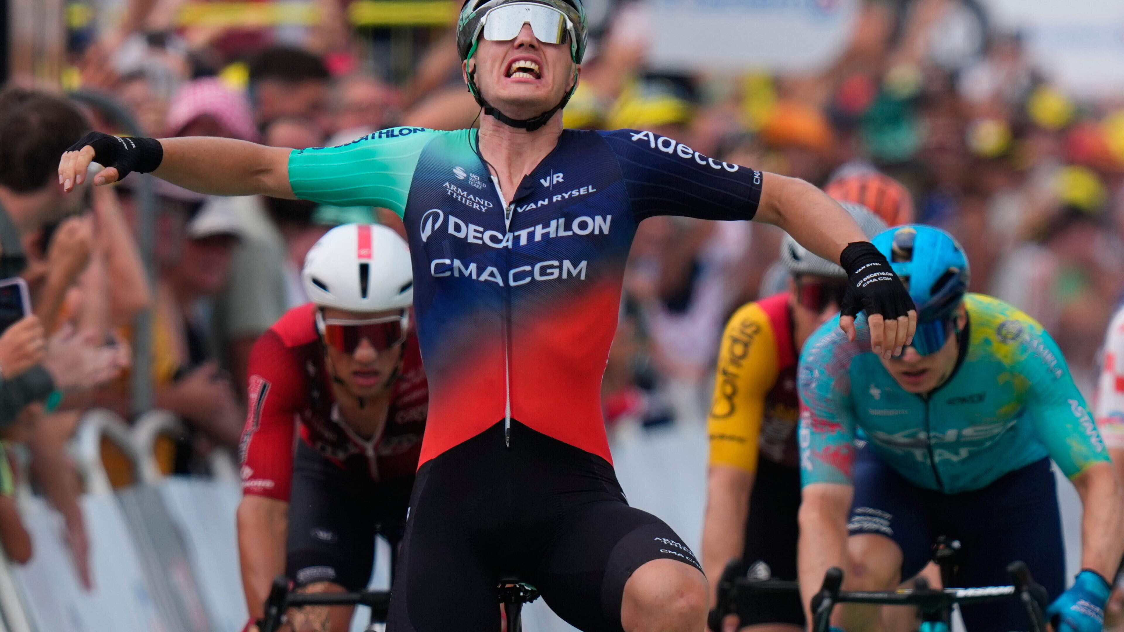 Olav Kooij Wins First Tour de France Stage