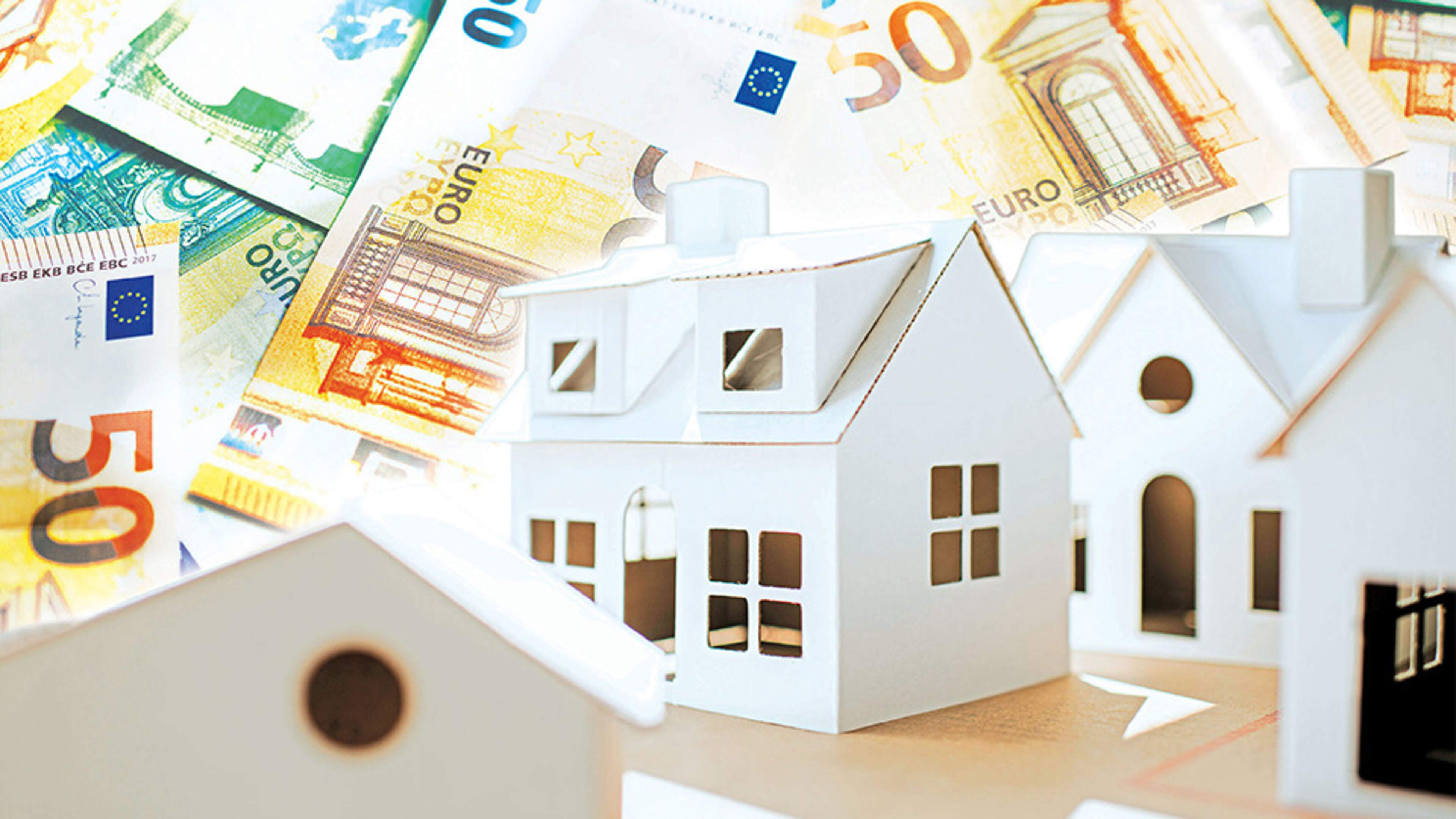 Mortgage Rates in Ireland Hit Three-Year Low