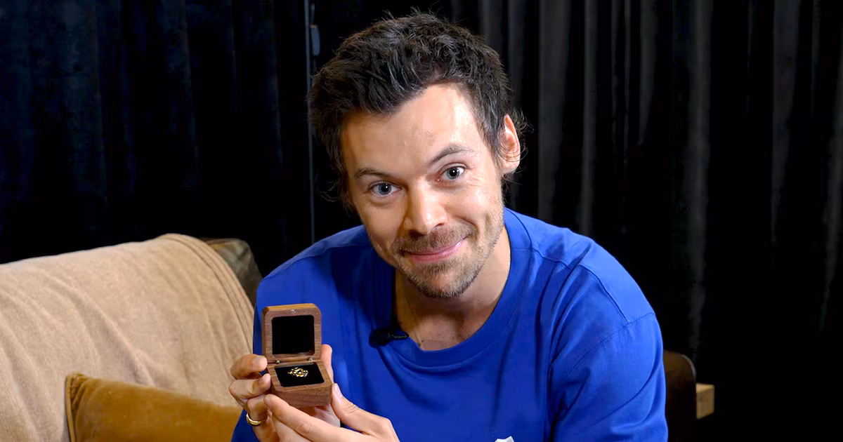 Harry Styles Receives Blue Peter Badge