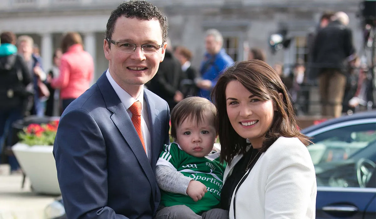 Minister O'Donovan's Wife Flies to His Side