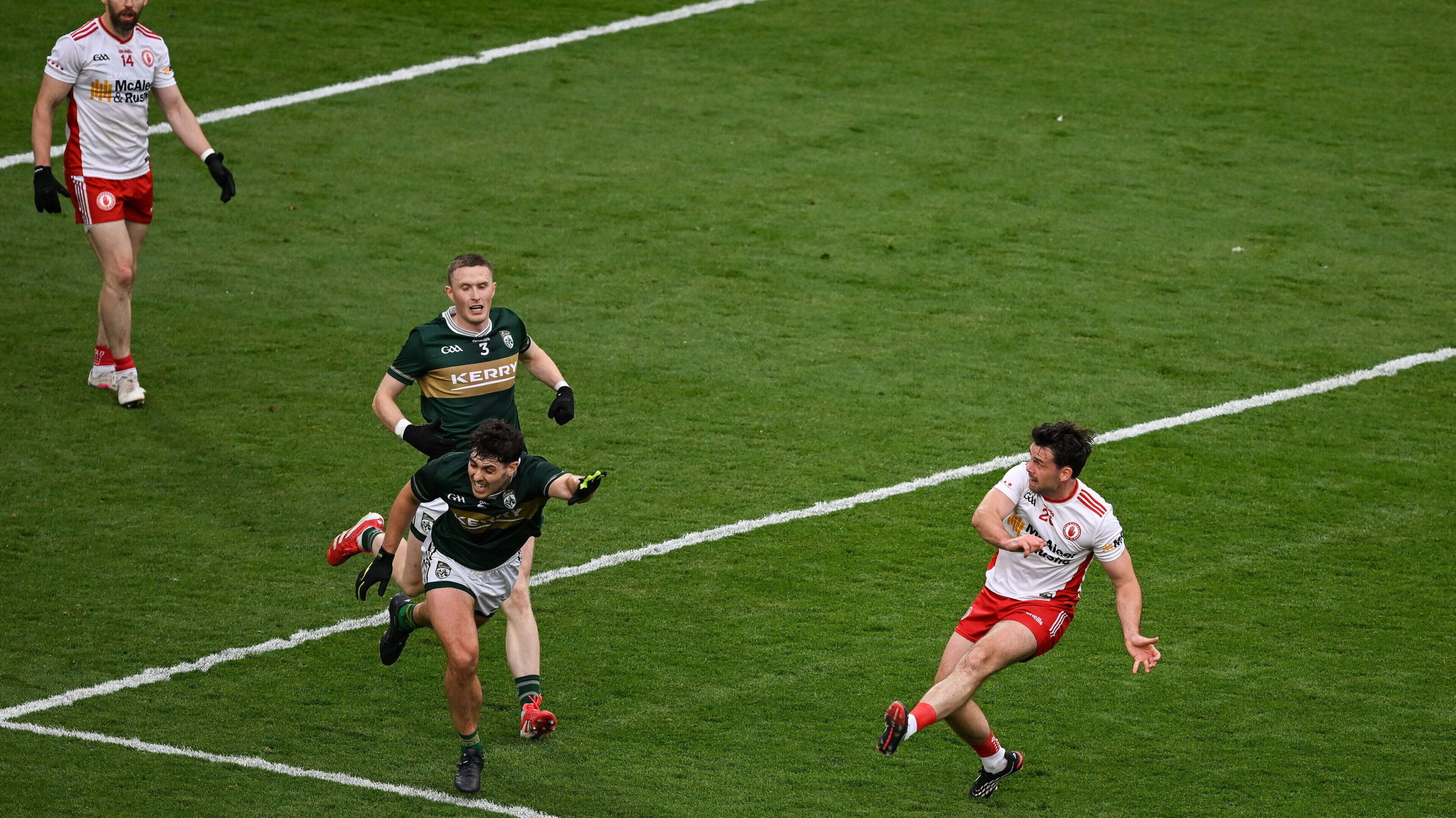 Gaelic Football Semi-Final Highlights
