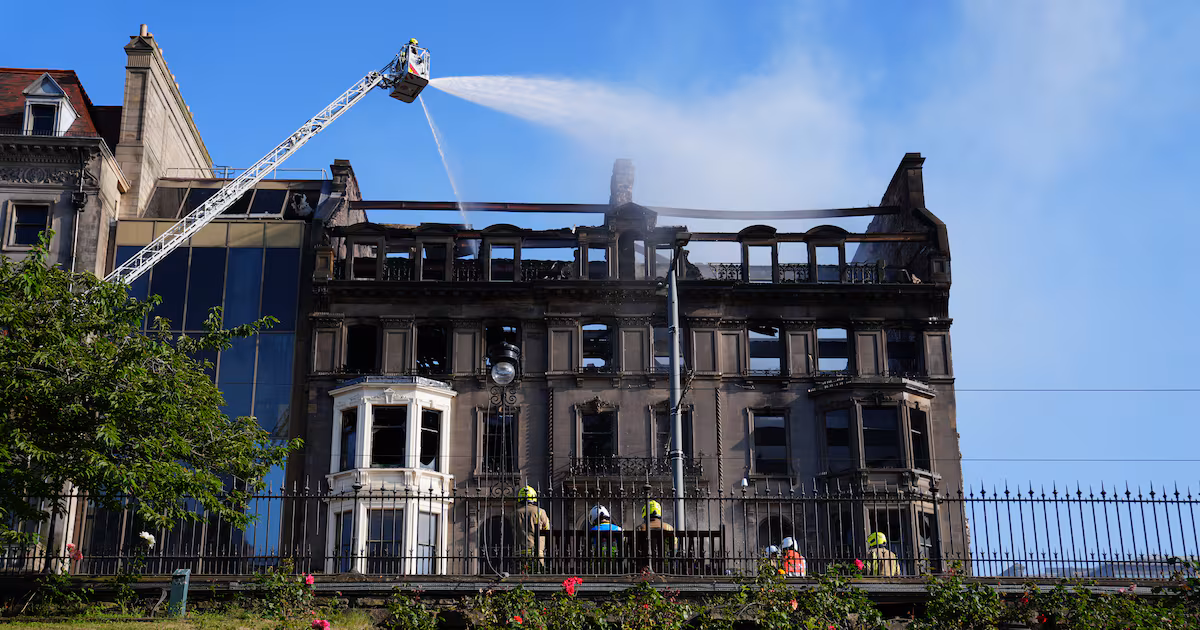 Firefighters Leave Princes Street Blaze Scene