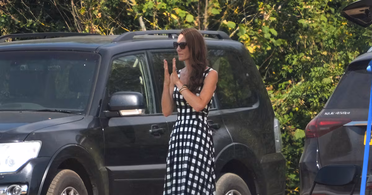 Kate cheers on William at charity polo match