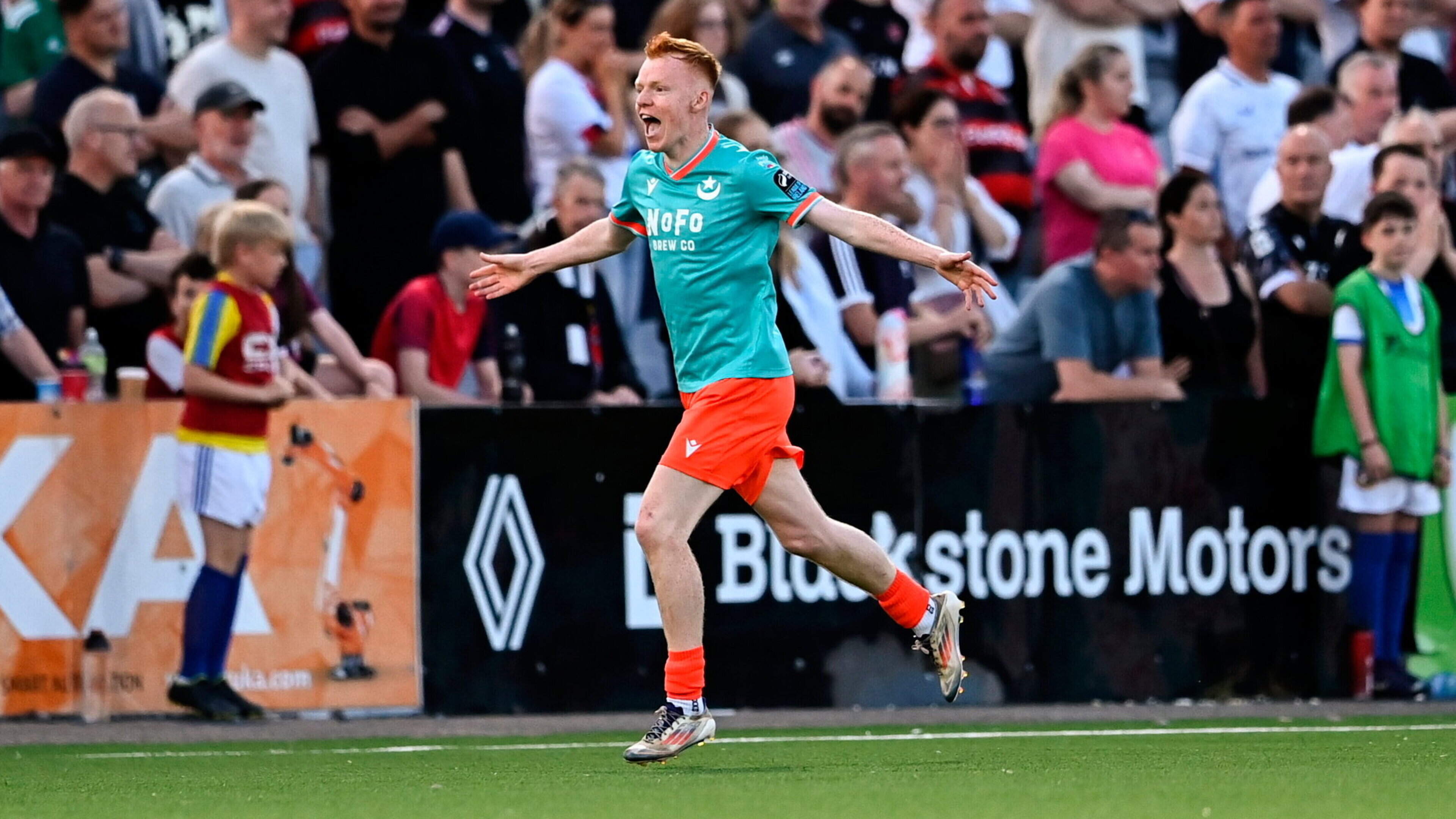 Drogheda United Defeats Dundalk 2-1 in Derby