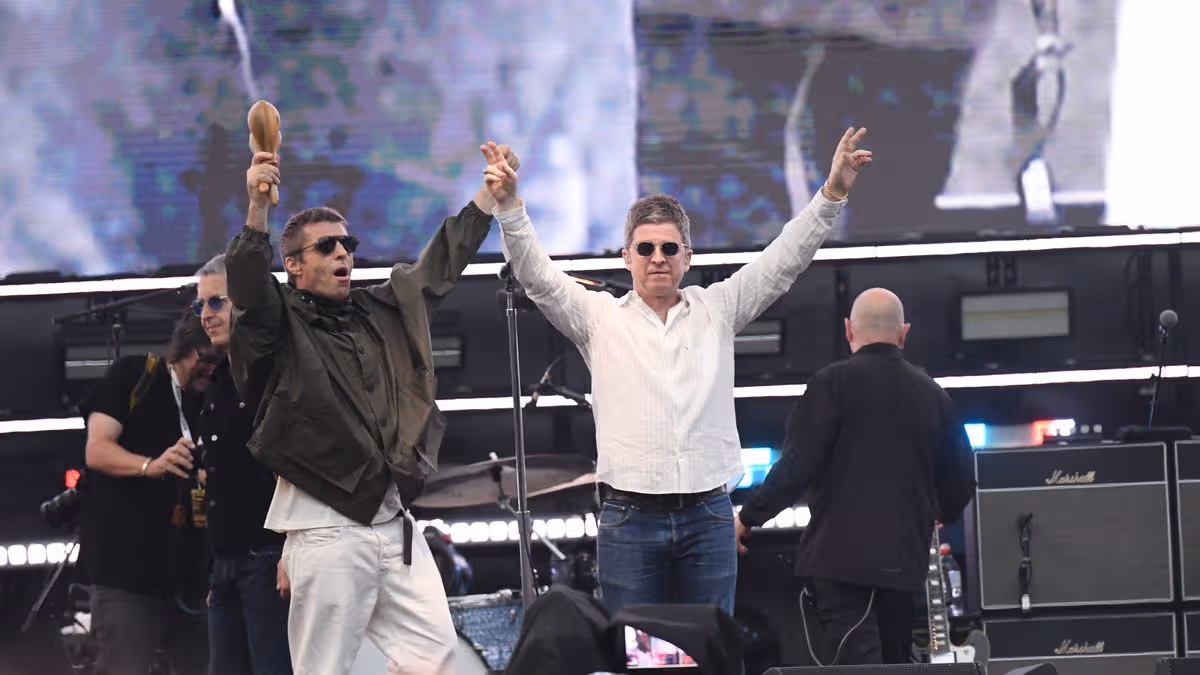 Oasis Plans New Tour with Slane Castle Venue