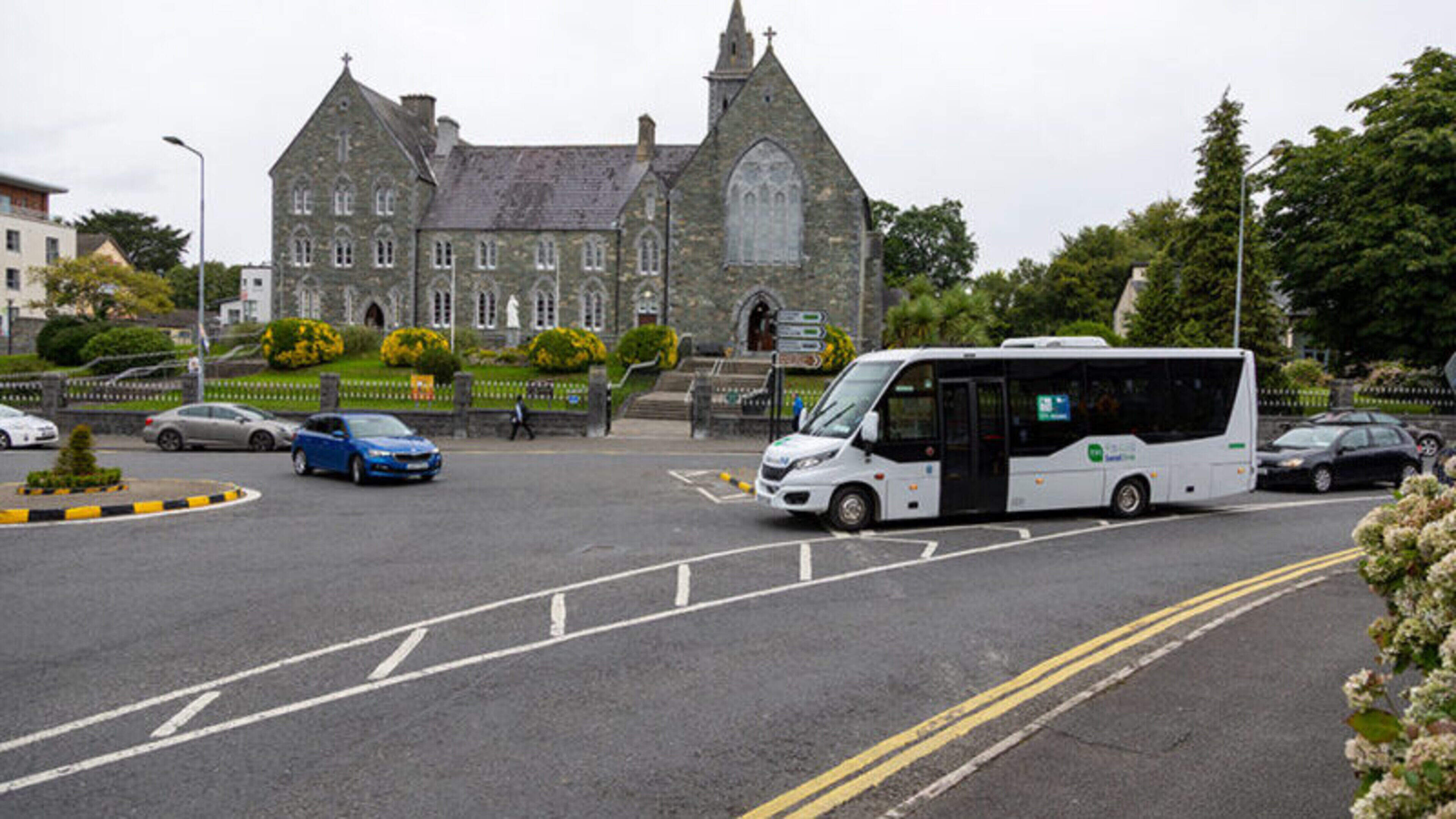 Killarney Bus Pilot Achieves 77,000 Trips