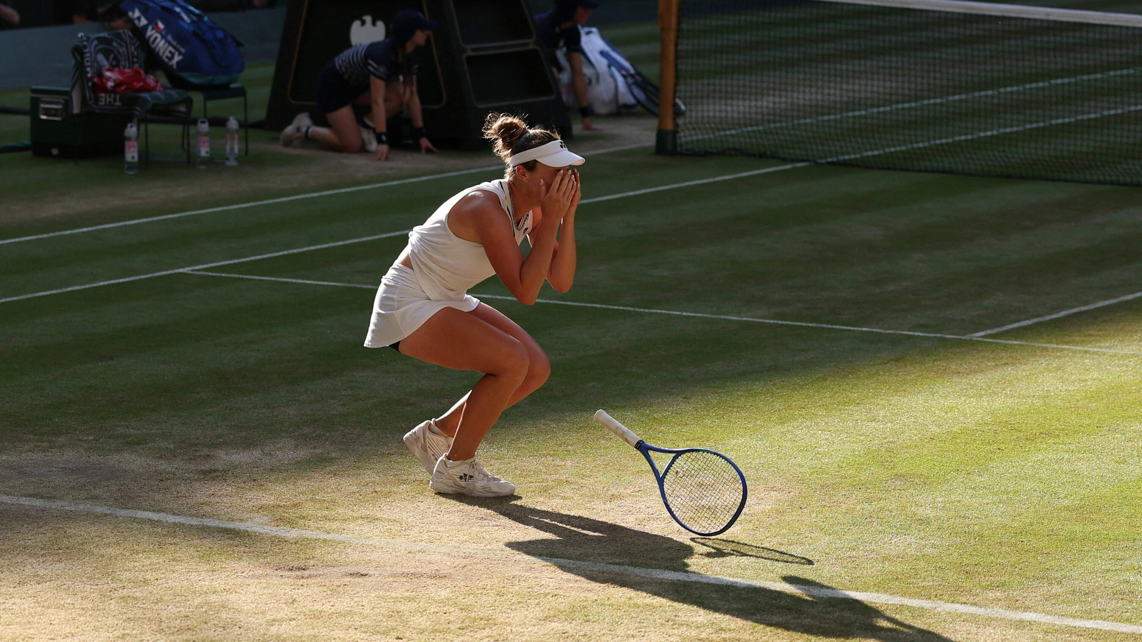 Linda Noskova Wins First Grand Slam Title