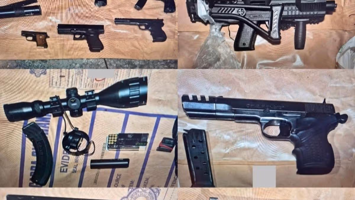 Gardaí Seize 11 Firearms in Organized Crime Raids