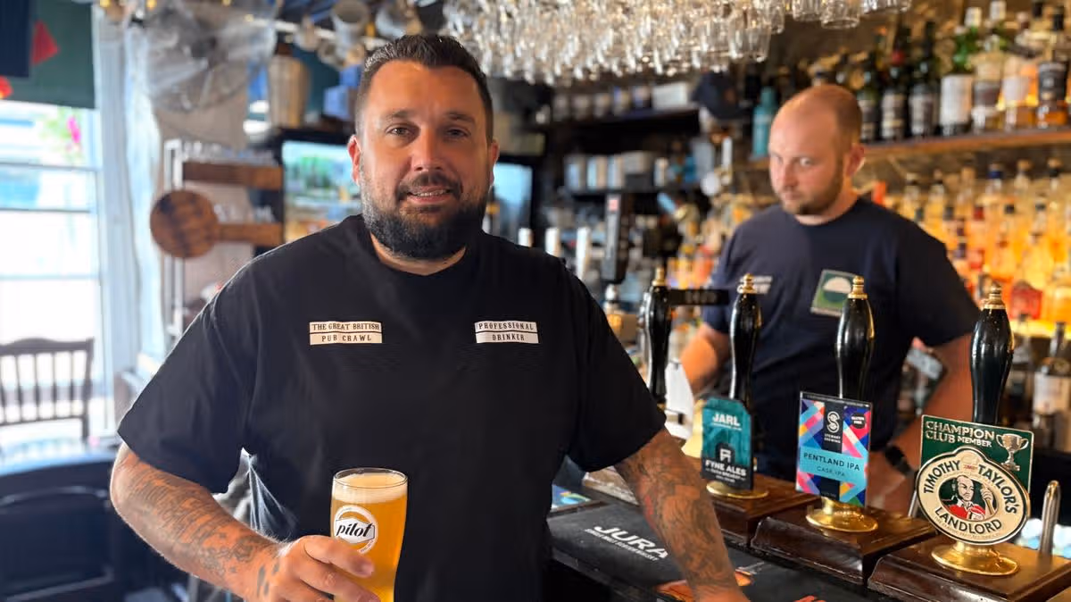 Dale Harvey Completes 10,000th Pub Visit
