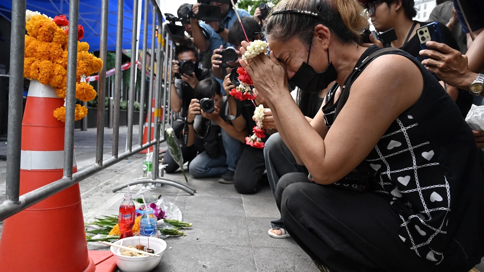 30 confirmed dead in Bangkok bar fire