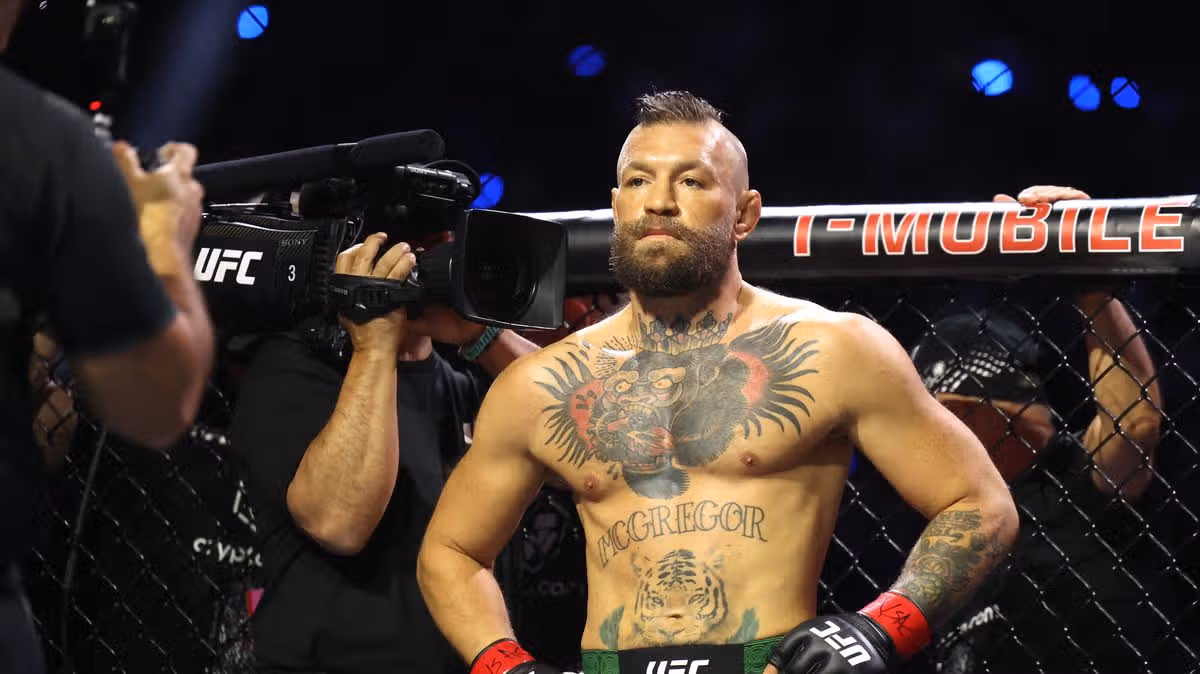 Dee Devlin supports Conor McGregor after UFC loss