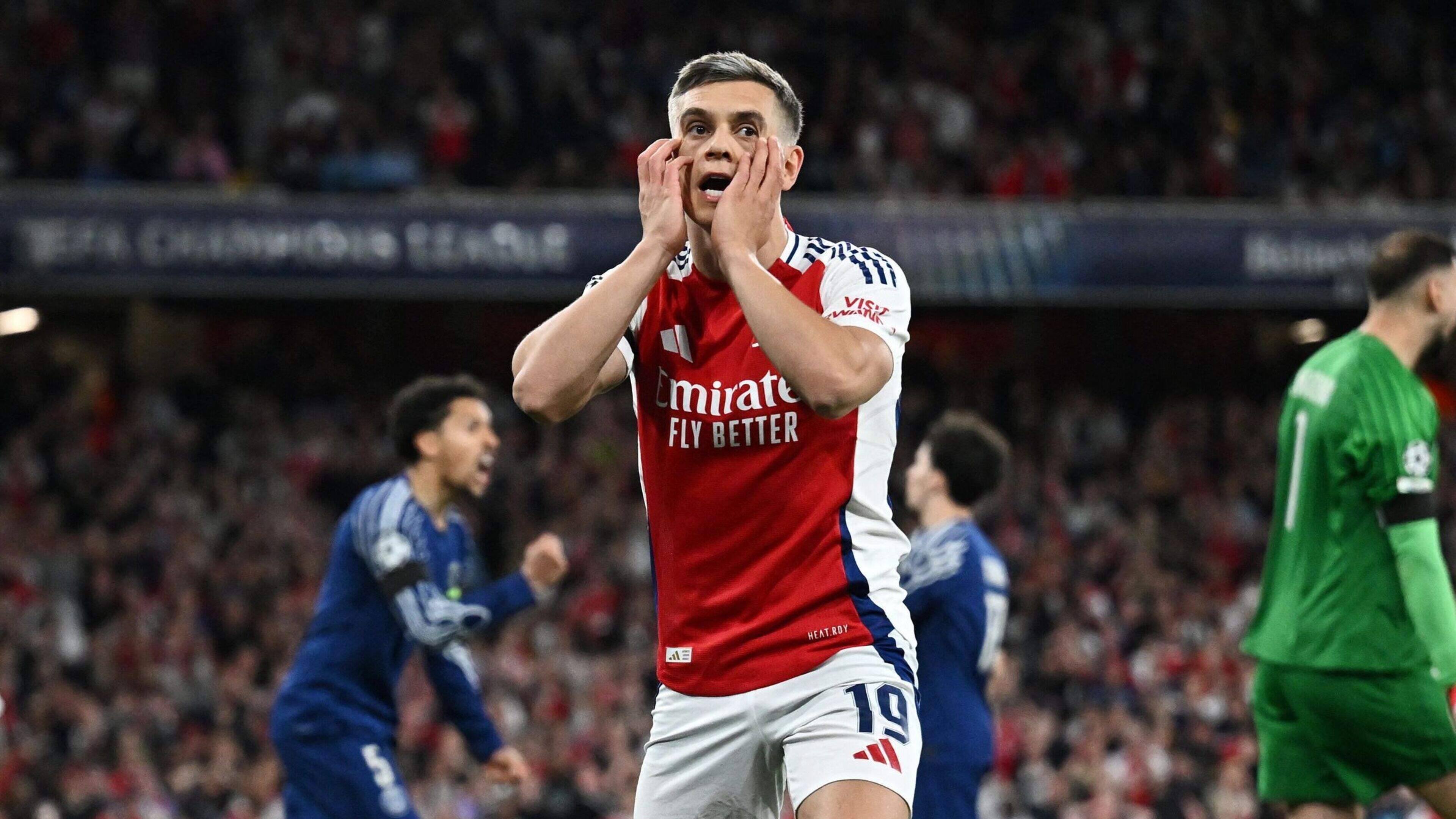 Arsenal Sells Leandro Trossard to Besiktas