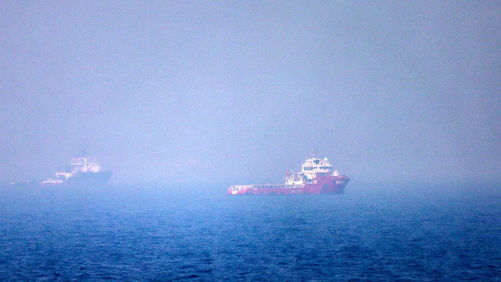 Trump Proposes Fees for Strait of Hormuz Cargo