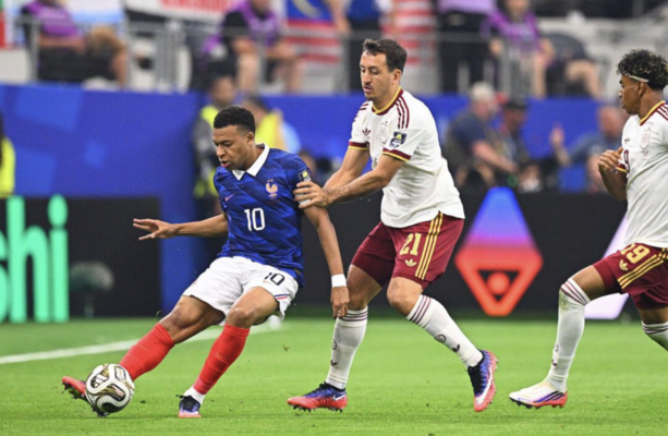 Spain Beats France 2-0 in World Cup Semi-Final