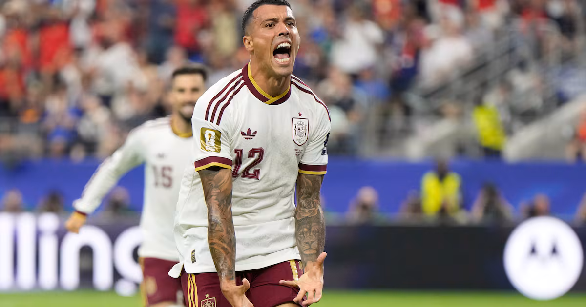 Spain into World Cup final as France fall flat