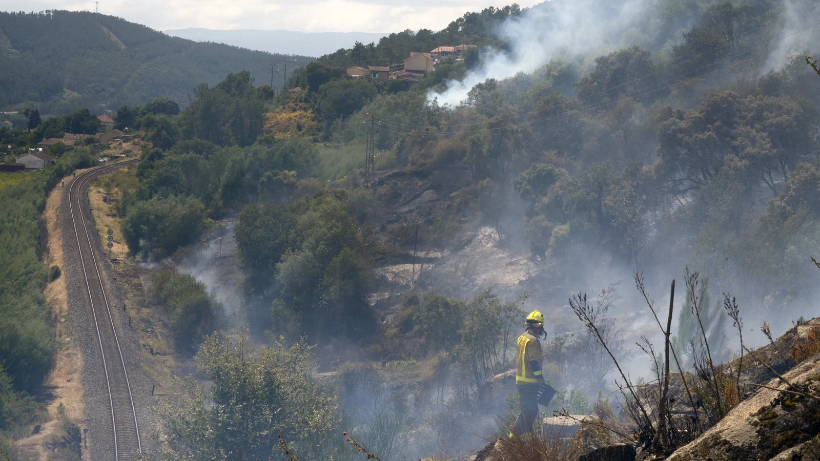 Twelve Foreign Nationals Die in Spain Wildfire
