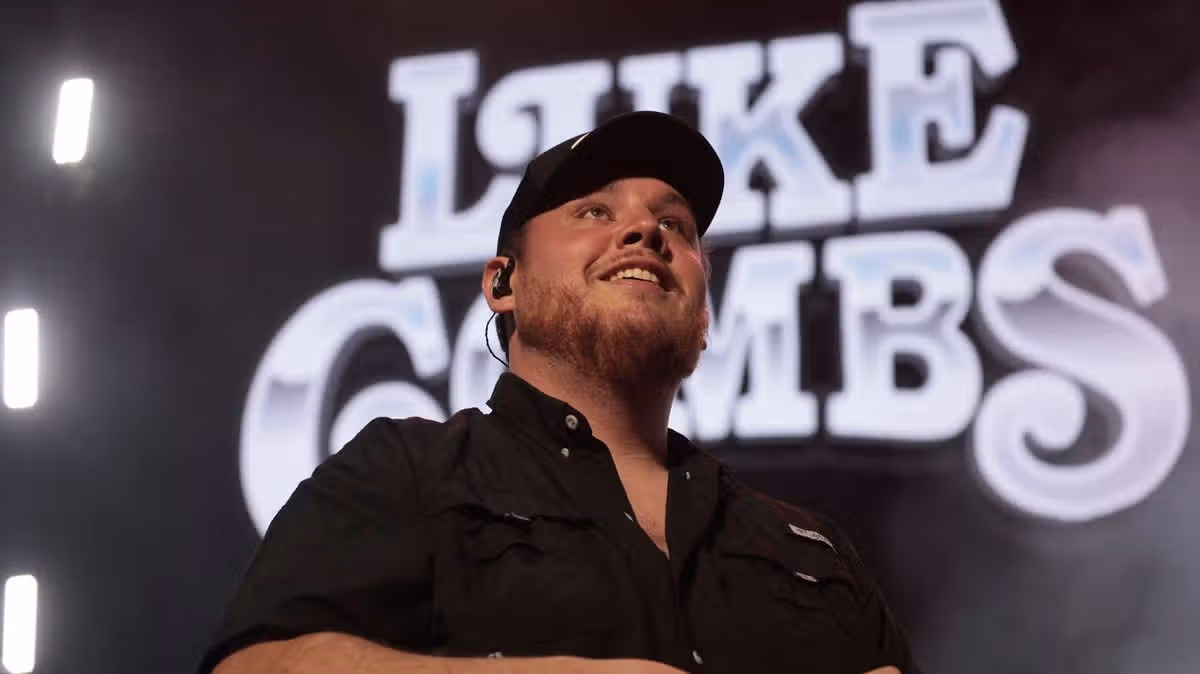 Luke Combs to Perform at Slane Castle 2026