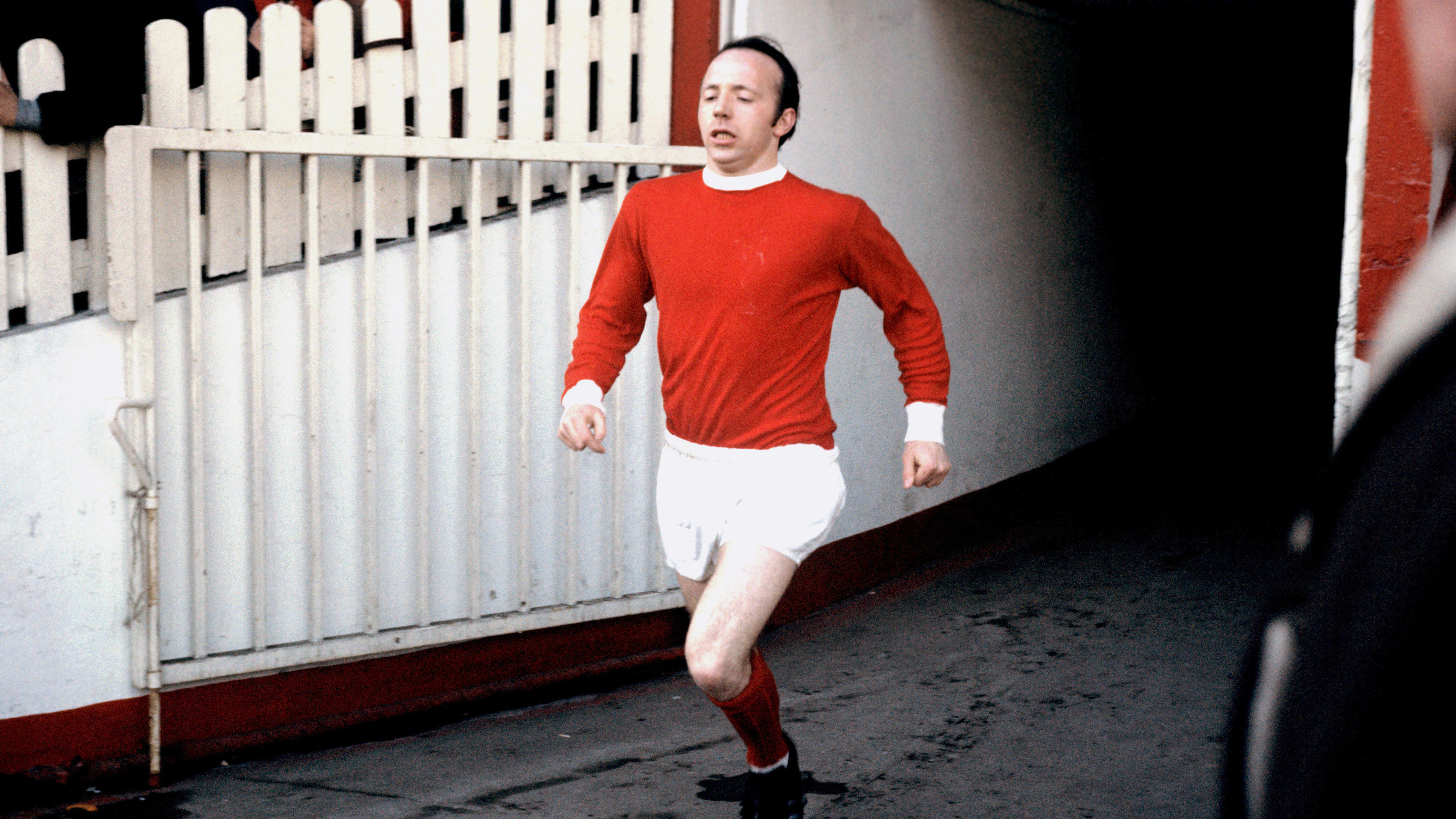 Nobby Stiles' dementia linked to football heading
