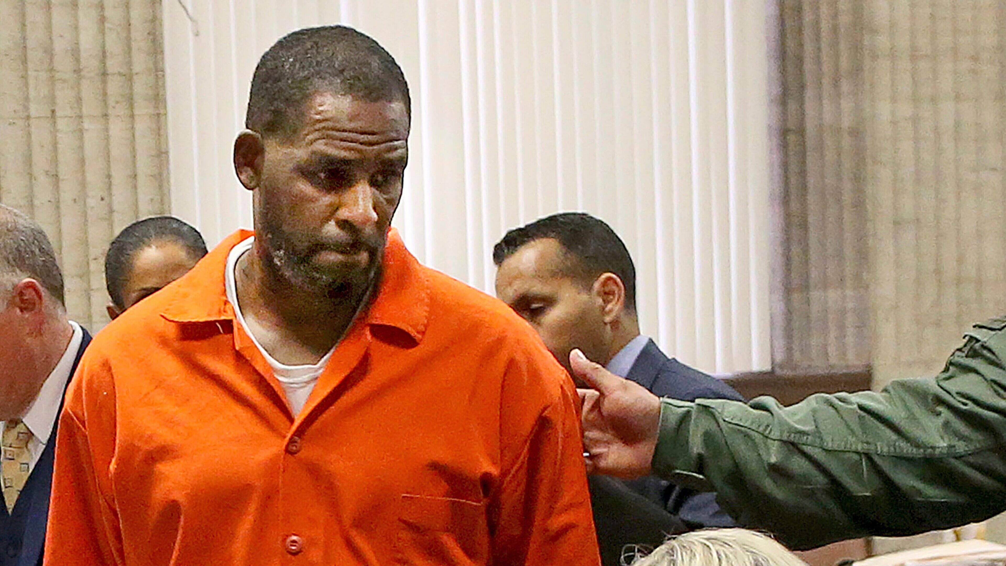 R Kelly Requests Clemency from Trump