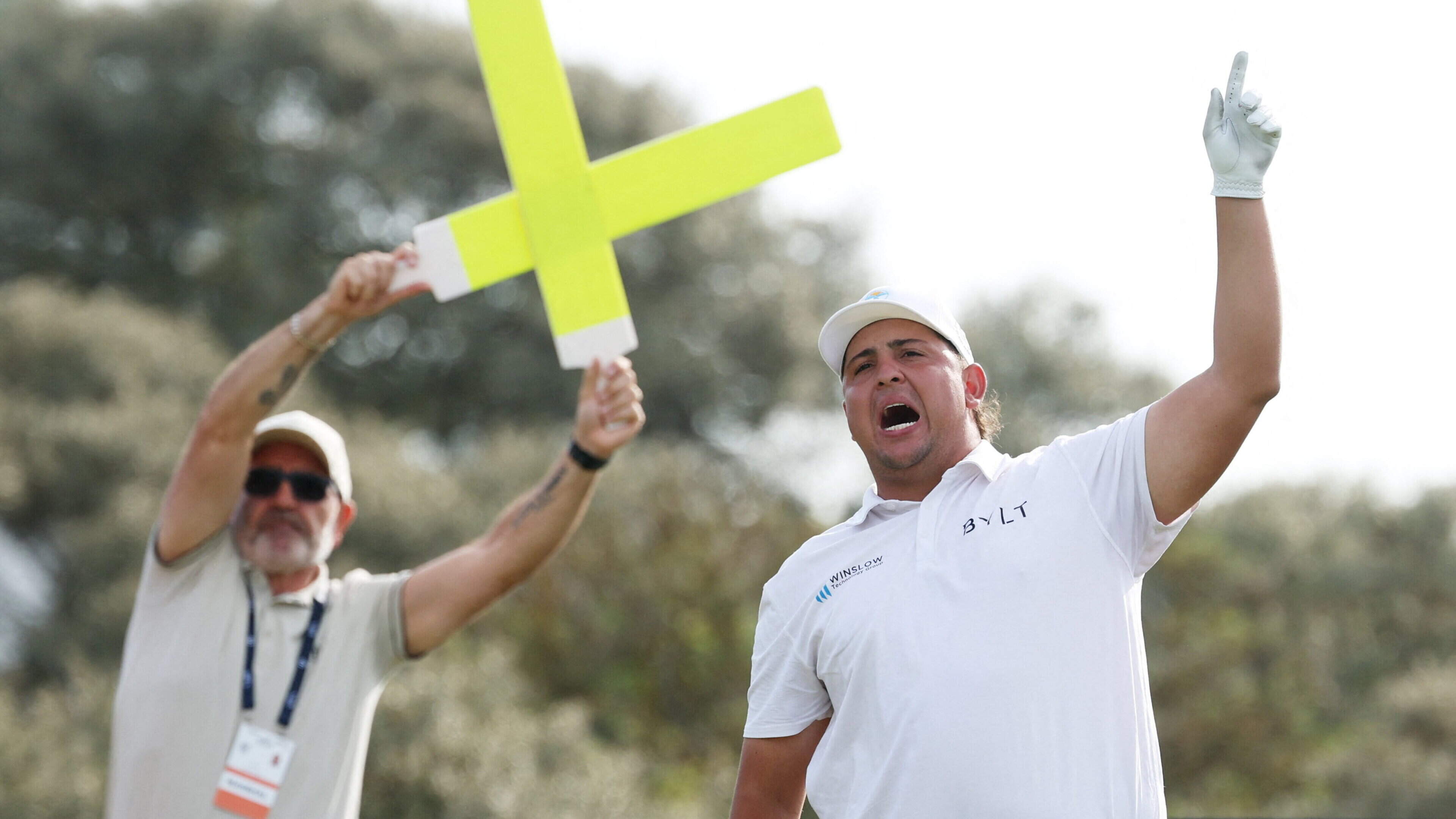 Argentinian Golfer Celebrates Birdie with Football Mimicry