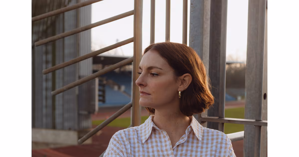 Rebecca Perry wins Waterstones Debut Fiction Prize