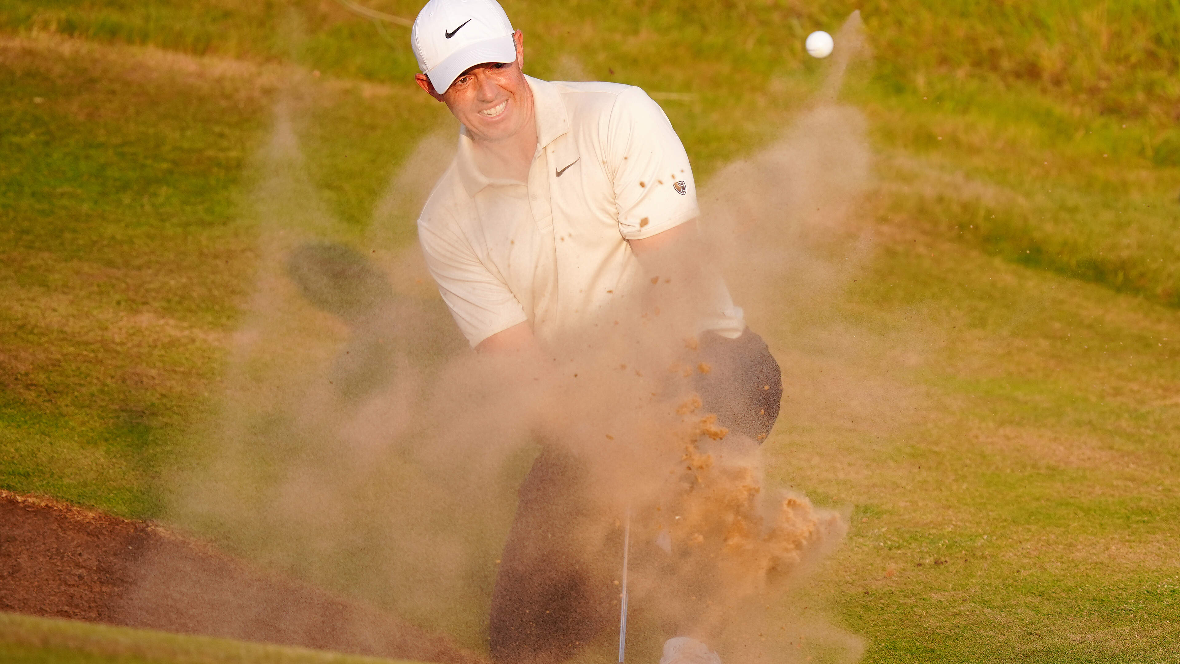Rory McIlroy Struggles at 154th Open Championship