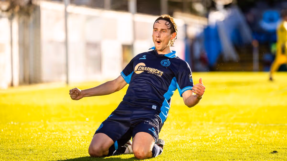 Shelbourne confirms Harry Wood's transfer to Stockport County