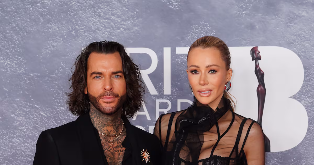 Pete Wicks and Olivia Attwood Go Instagram Official
