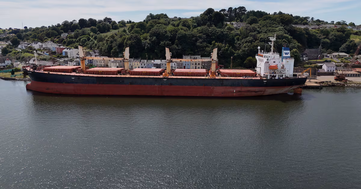 Cocaine smuggling ship sold for one dollar