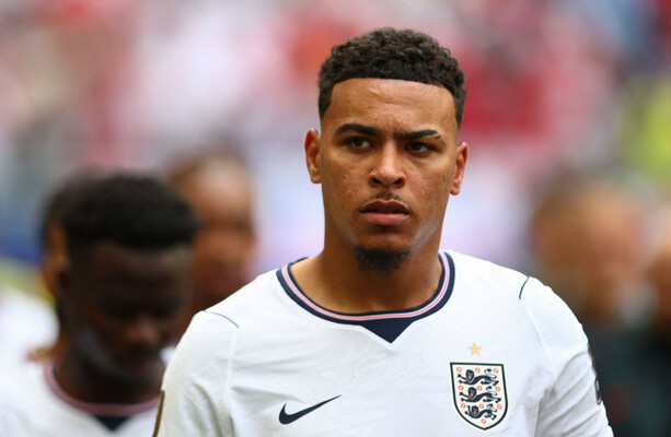 Chelsea Signs Morgan Rogers for €137.5 Million