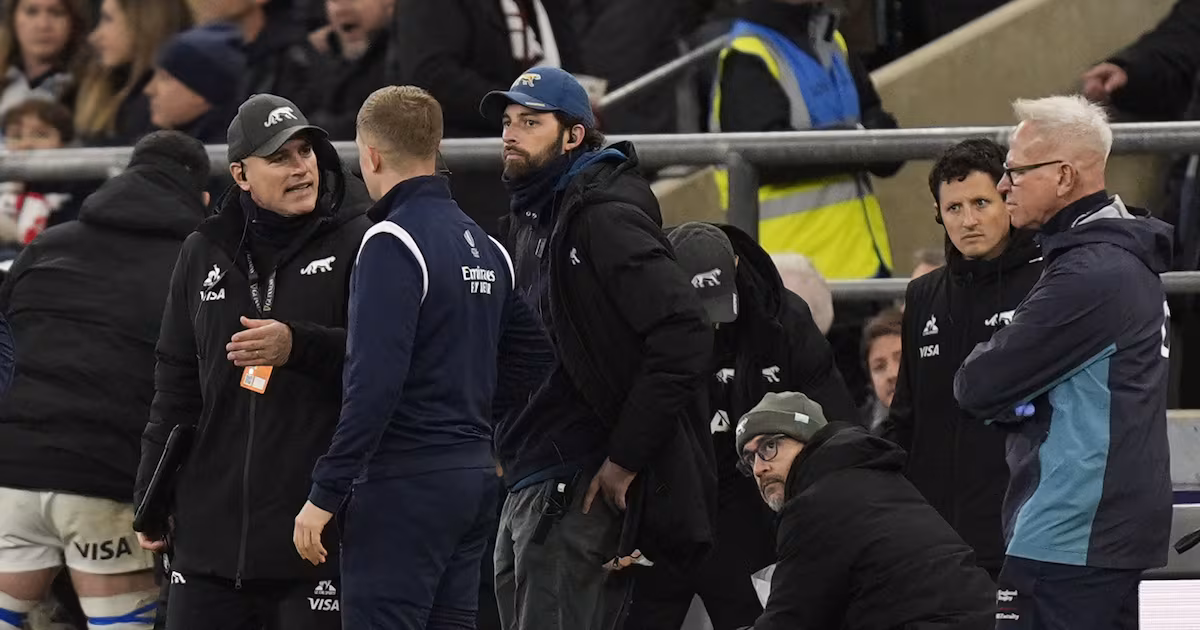 Argentina coach criticizes England's lack of respect