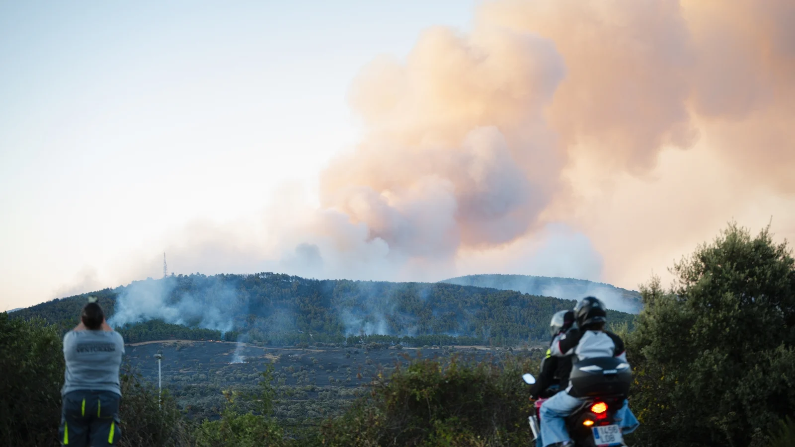 Wildfire Burns 12,000 Hectares Near Madrid
