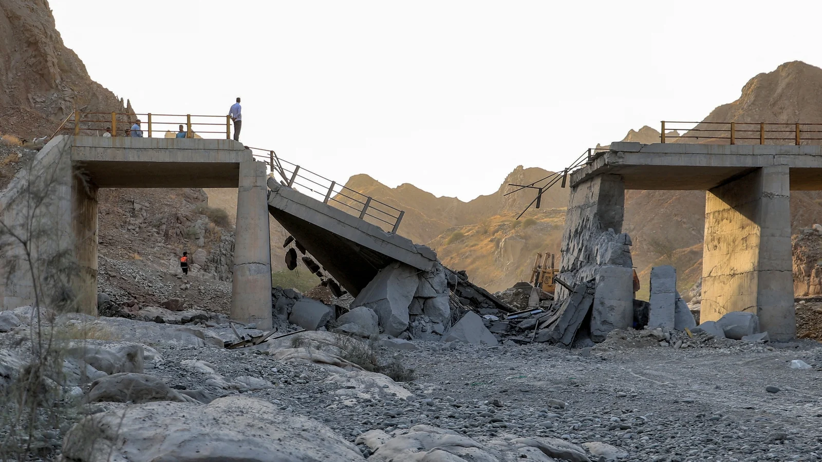 US Conducts Airstrikes on Iranian Military Facilities