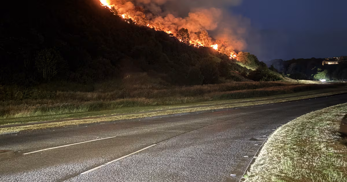 Firefighters Tackle Blaze at Arthur’s Seat